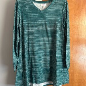 2/$12 bundle- Women's Green Striped Top